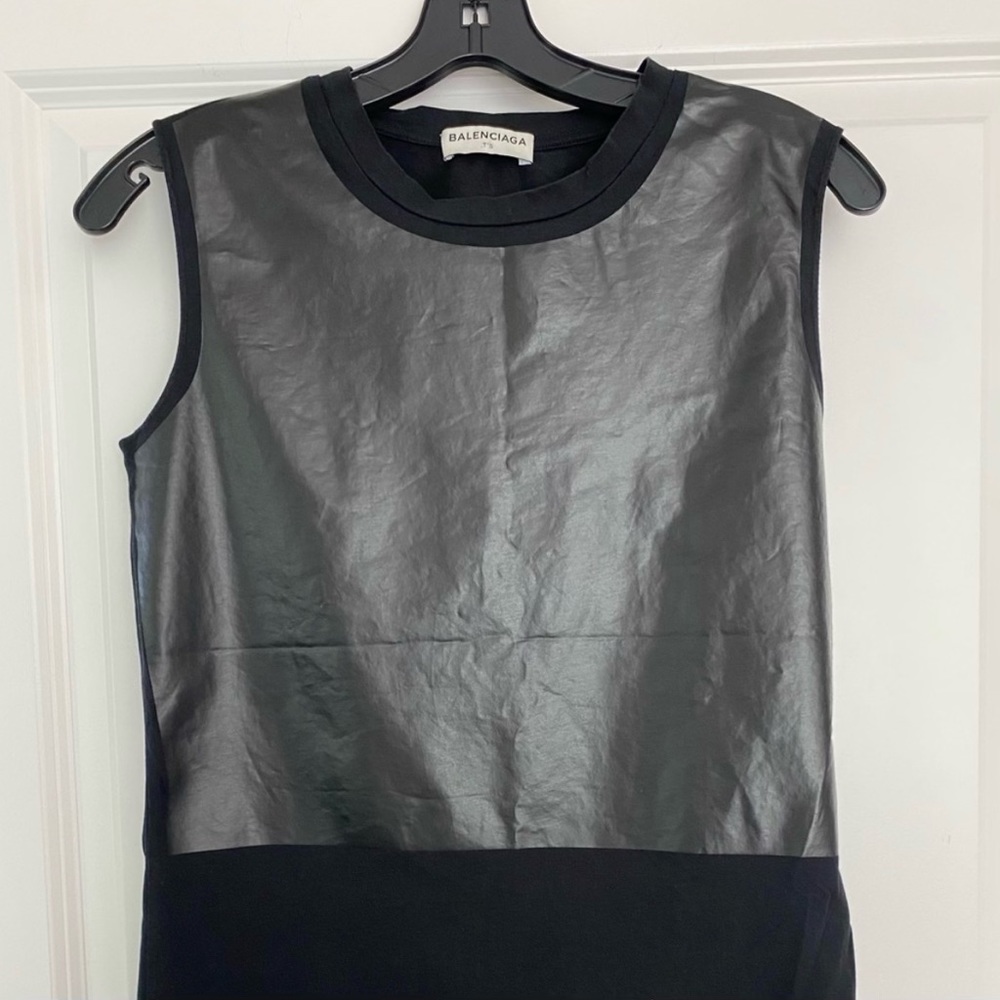 Chic Balenciaga T-shirt